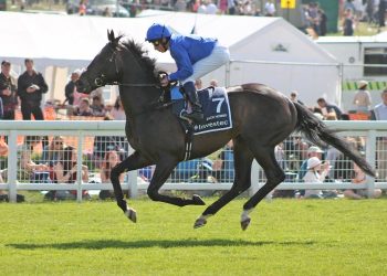 036_epsom_derby_2015_-_jack_hobbs_and_william_buick_going_to_post_18401224558