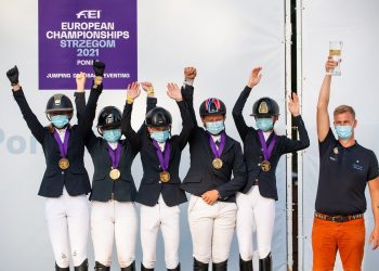2_redin_nilsen_rasmus_aasland_dina_nicolaysen_landslagsleder_tom_vidar_leren_gjeldnes