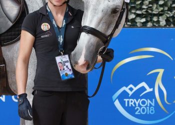 41194489_314801862586814_5350431414225469440_n_lav