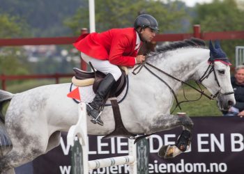 angelottie_omer_karaevli_k5w1261