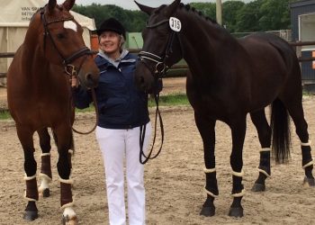 ann_cathrin_lubbe_med_porsborggaardens_donatello_og_cypres