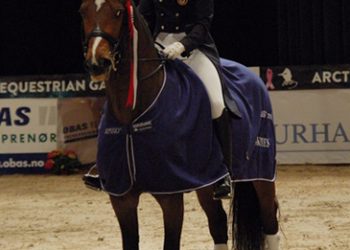 caroline-steine-jensen-1plass-halvt