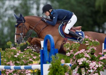 h-m_reveur_de_hurtebise_malin_baryard_johnsson_19g4471