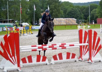 josefine_skjelbred_og_lowhills_balck_magic