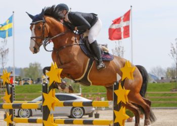 karina_hovland_everest_d-2