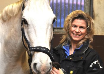 kristin-tk-hestekiropraktor_001