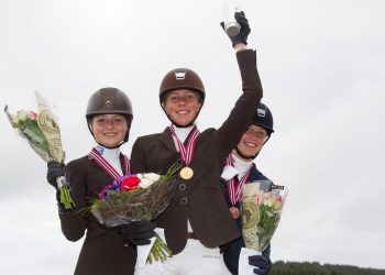 lisa_ulven_isabelle_bendriss_frida_rokke_gundrosen_19g9616