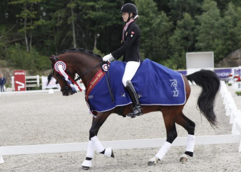 sahra_edseth_solbakken_med_valerossi