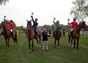team_ita-lumm12f0759